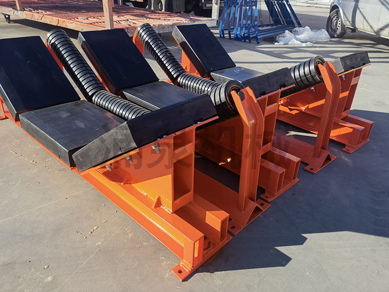 �]�����;��_��