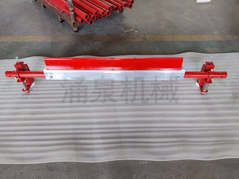 �E�S����������