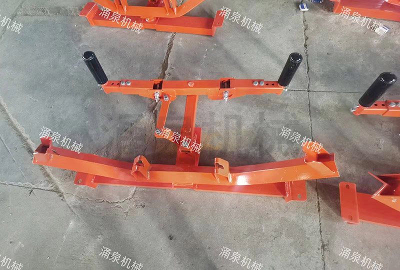 �]�ϙC(j��)е���B�U�mƫ